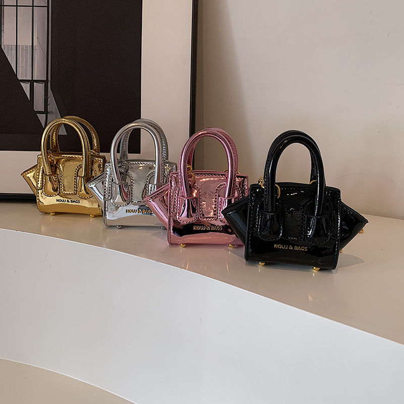 Modna Mini Torebka na Słuchawk – Embroidery Bag recenzja i cena